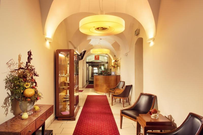 Hotel Ambassador - image 10