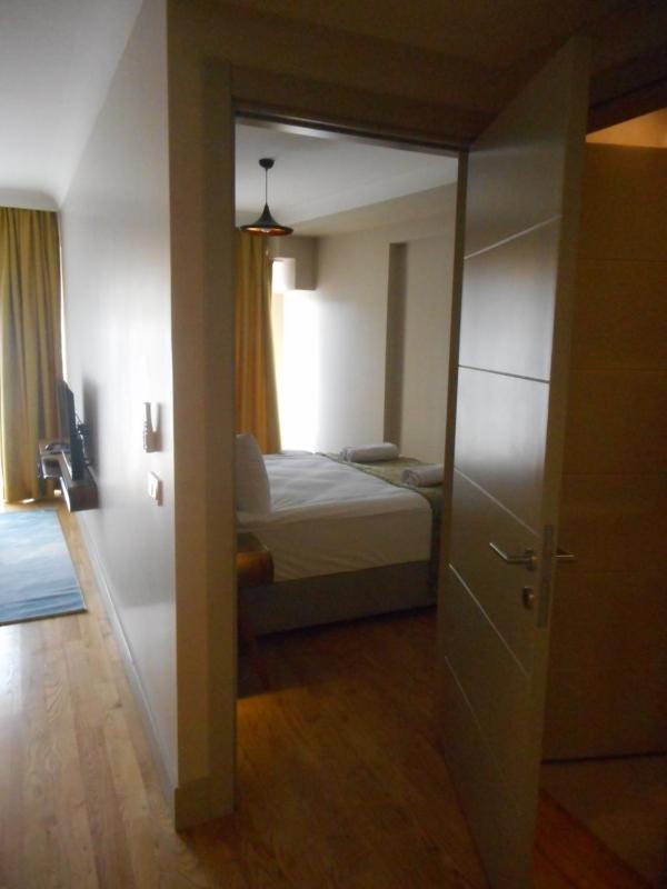 Economic Business Suite image 2