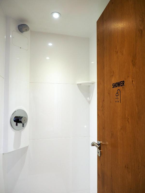 Bed in 4-Bed Mixed Dormitory Room image 3