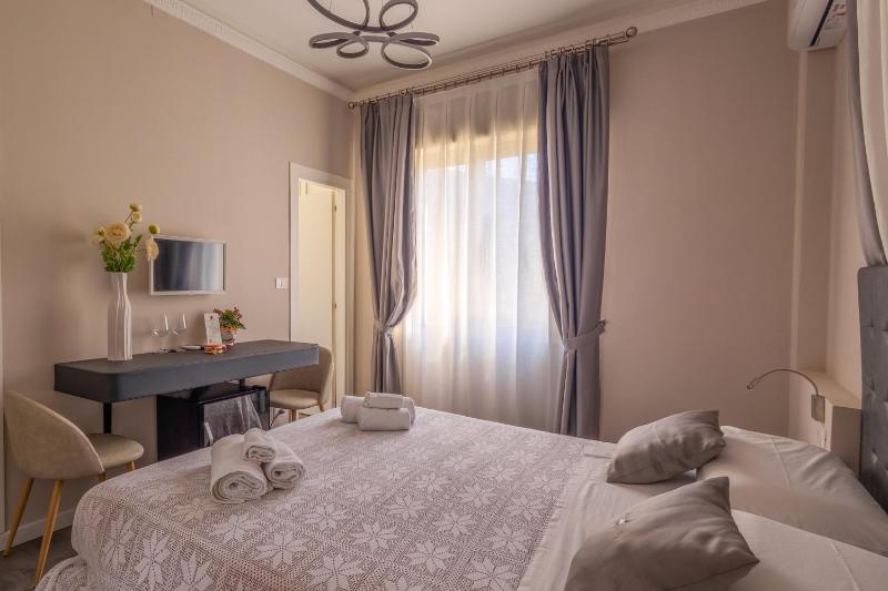 Athena Charming Rooms - image 9