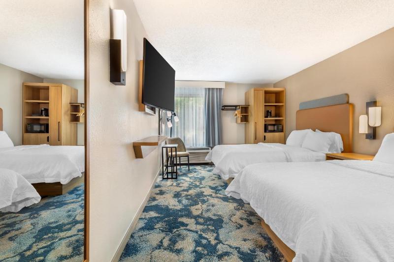 Hampton Inn Tampa-International Airport/Westshore - image 24