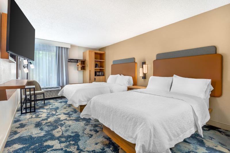Hampton Inn Tampa-International Airport/Westshore - image 21