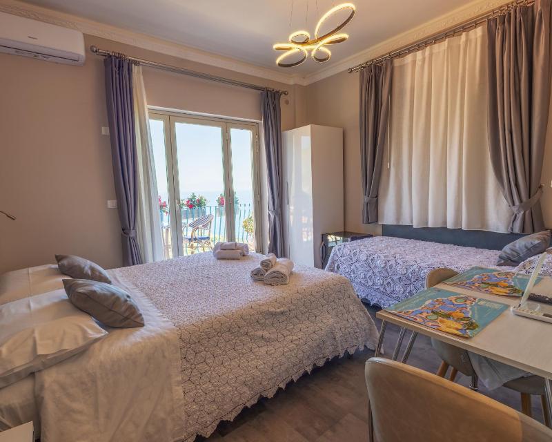 Athena Charming Rooms - image 11