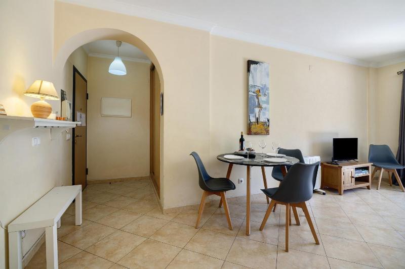 Rei Apartment - image 23