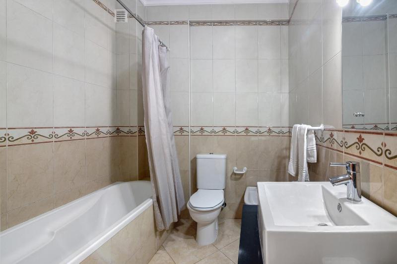 Rei Apartment - image 18