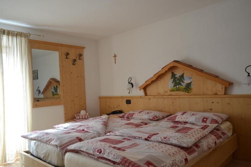 Double or Twin Room image 2