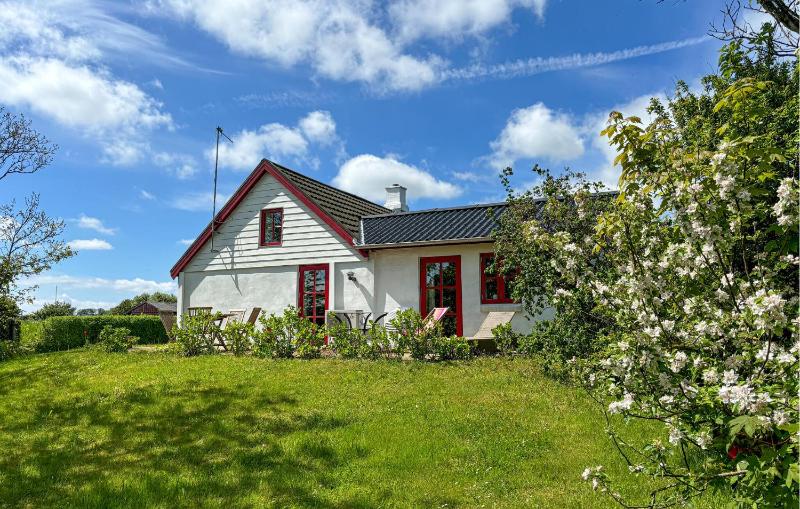 Beautiful Home In Thisted With House Sea View - image 15