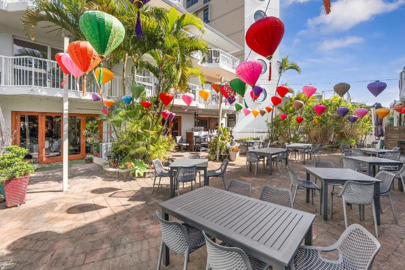 Little Sol - Miami Coastal Studio Heated Pool - image 4
