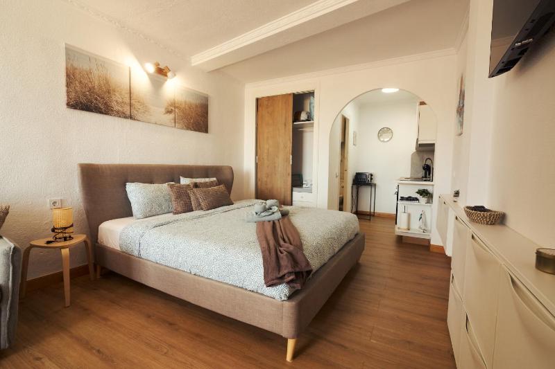 041 Sweet Torrejon Studio-Alicante Holiday - image 7