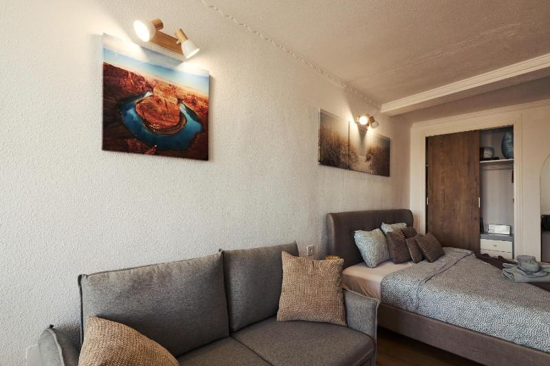 041 Sweet Torrejon Studio-Alicante Holiday - image 14