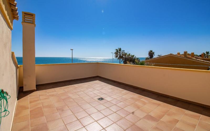 Lujosa villa frente al mar - ALBERT VILLAS - image 3