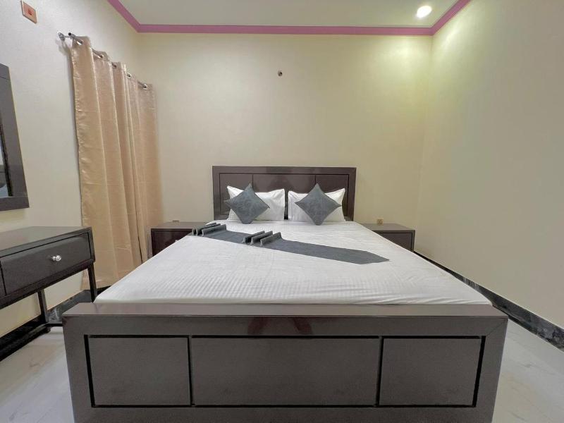 Step Inn Family Hotel Lahore - image 4