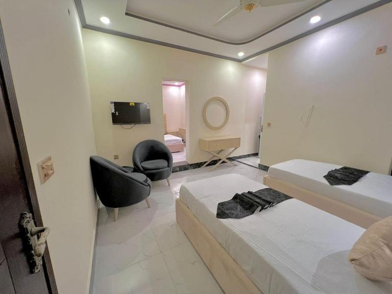 Step Inn Family Hotel Lahore - image 9