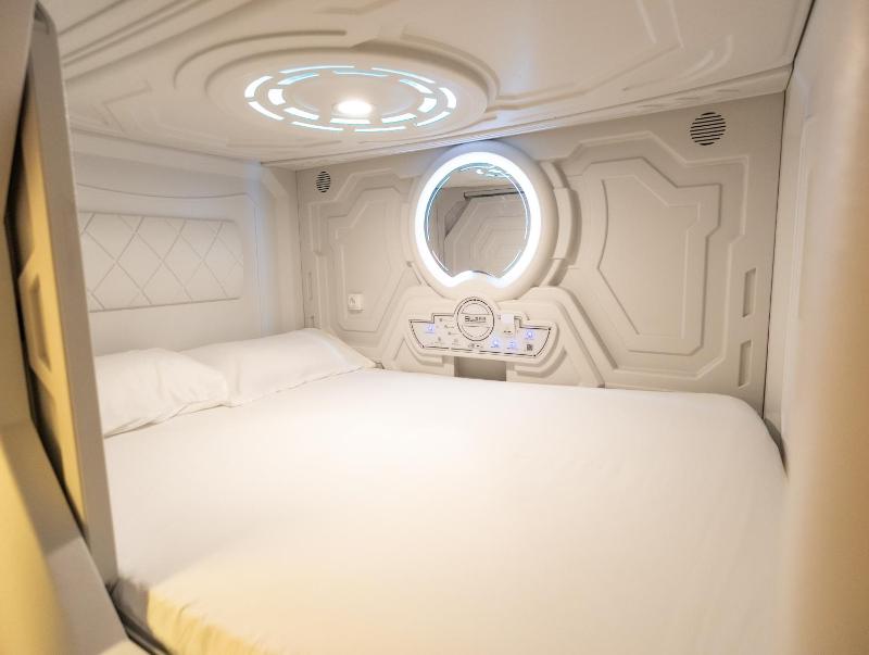 Just Hostel Capsules Alicante - FREE Towels & Luggage Storage - Near Railway - image 14