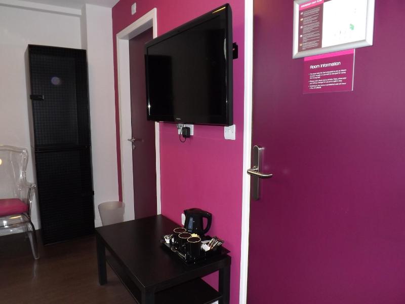 Triple Room Ensuite image 2
