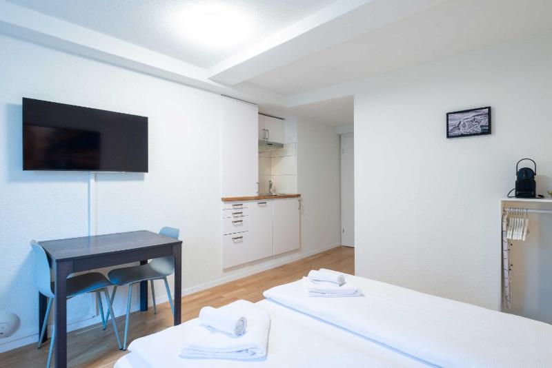 HITrental Old Town Apartments - image 9