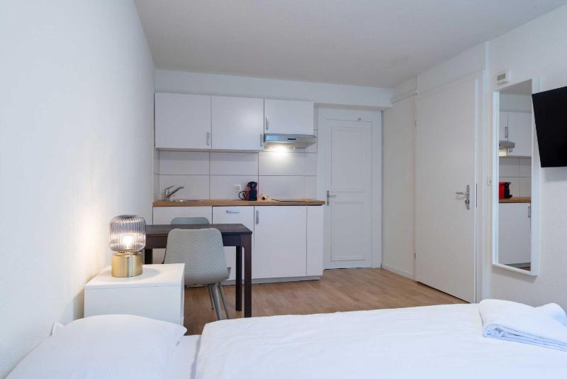 HITrental Old Town Apartments - image 7