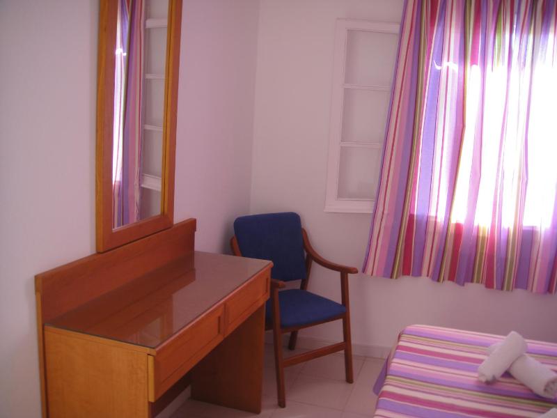 One-Bedroom Apartment image 2