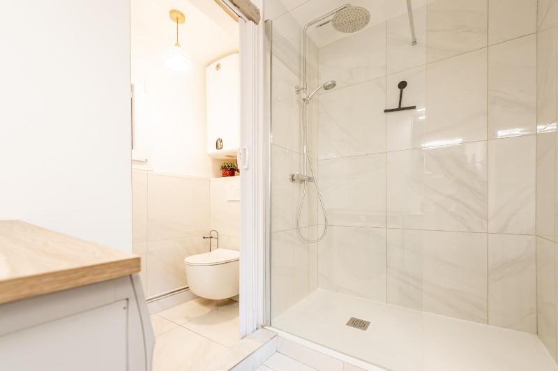 SmartStay Lake Centre Annecy - image 26