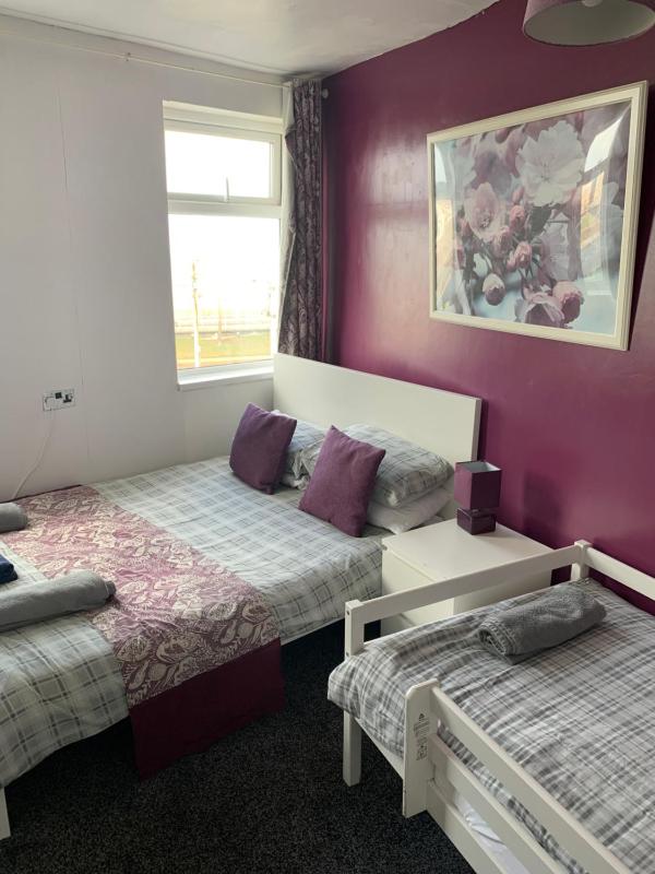 Alderley Hotel B & B - image 19