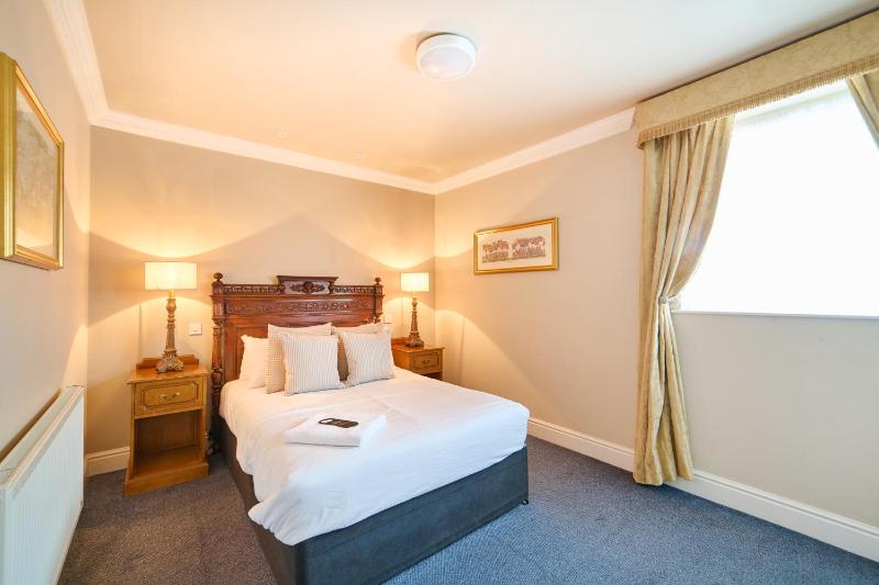The Atherstone Red Lion Hotel - image 43