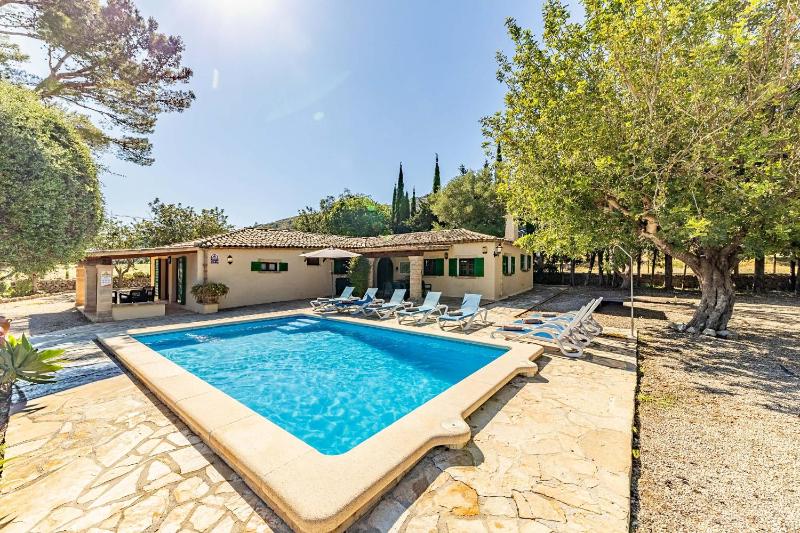 Villa Vilar de Baix by Sealand Villas - image 1