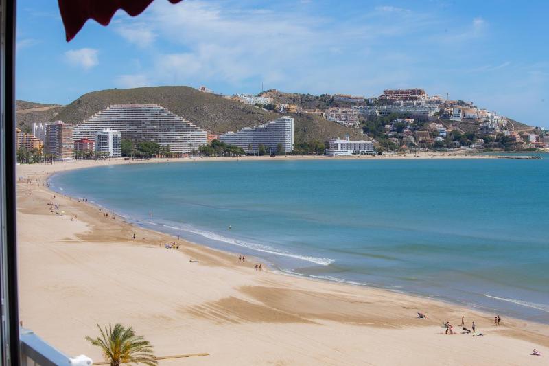 Cullera Sea Horizon Apartment - image 11