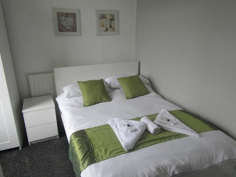 Alderley Hotel B & B - image 18