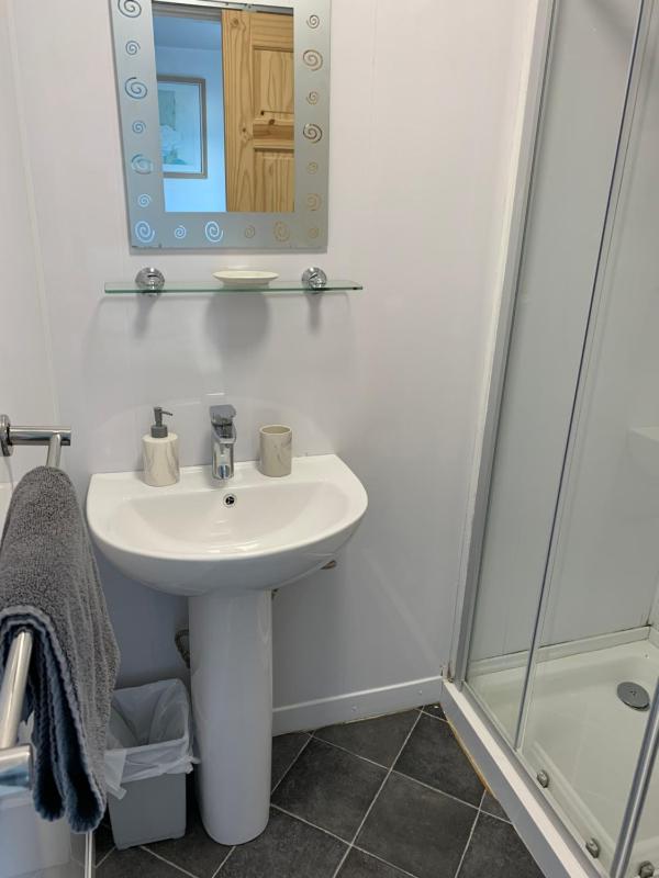 Alderley Hotel B & B - image 45