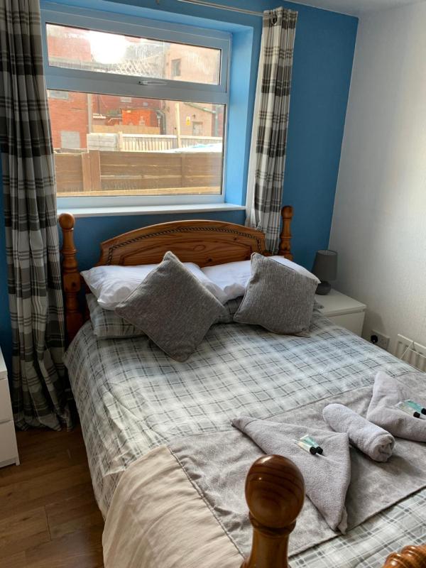 Alderley Hotel B & B - image 32