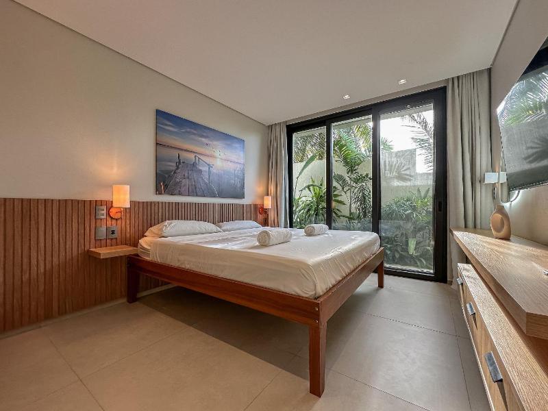 Ocean-View Villa with Rooftop Pool - image 29