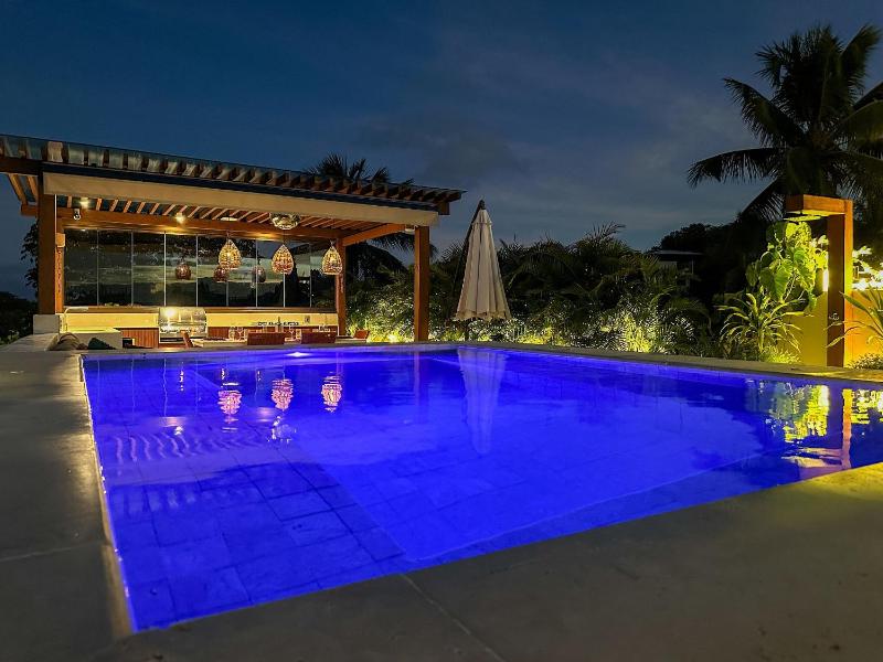 Ocean-View Villa with Rooftop Pool - image 16