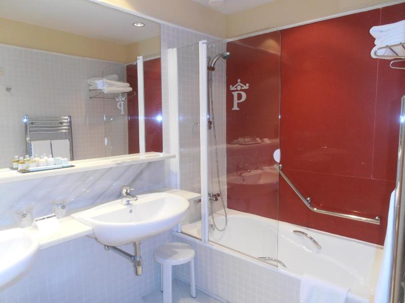 Superior Double Room image 4