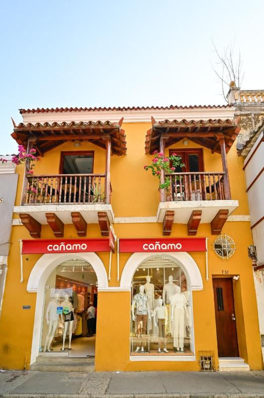 Walled City Visitors Ok 5 bedroom with Jacuzzi - image 13