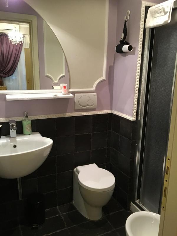 Superior Double Room image 4