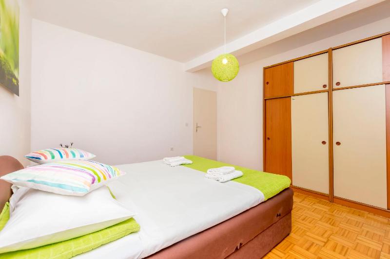 Apartment Jadran - image 24