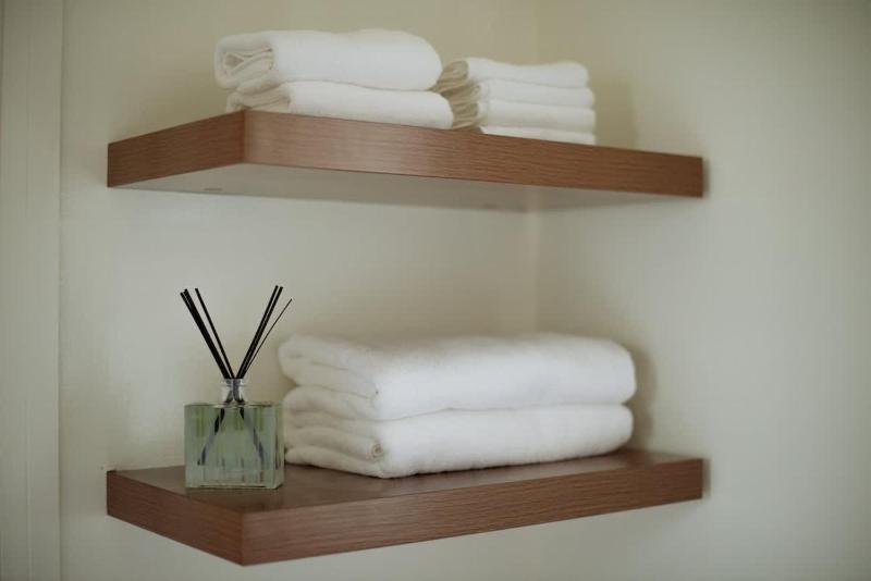 Modern Apartment in Korea Town - image 12