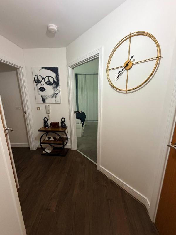 One bedroom flat in MailBox with Free parking - image 34