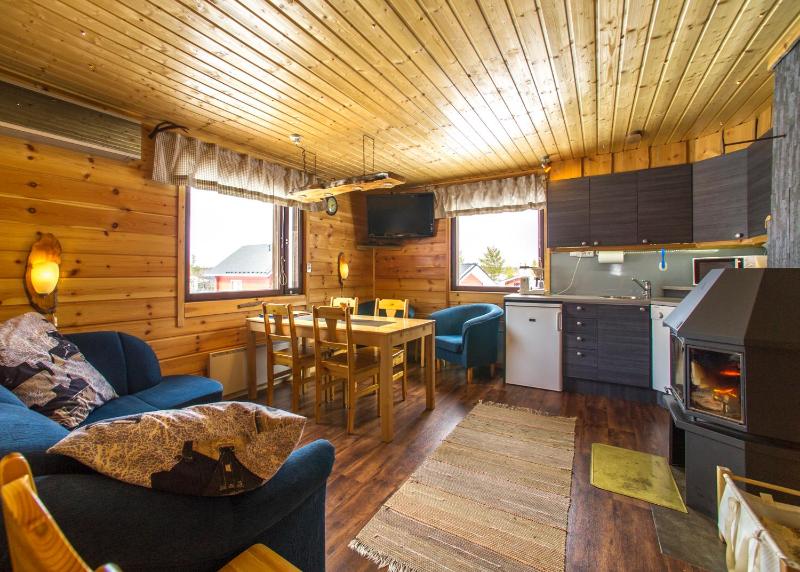 Two-Bedroom Cottage with Sauna image 4