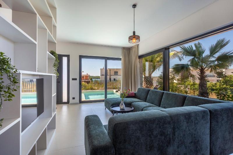 Mukalba Palm Villas with Private Pool - image 21