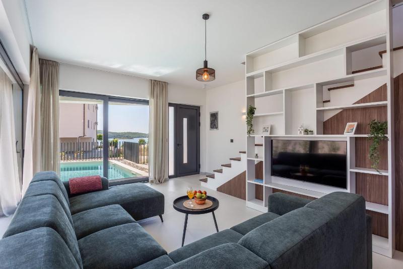 Mukalba Palm Villas with Private Pool - image 17