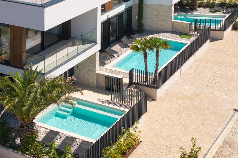 Mukalba Palm Villas with Private Pool - image 40