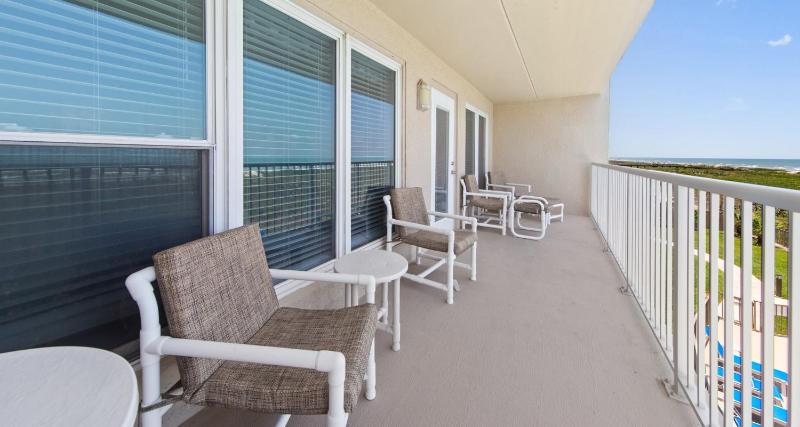 Edgewater Condo Unit #304 - image 6