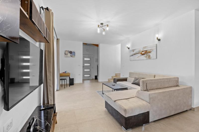 Villa Terrana near Rovinj for 6 people with private pool - image 5