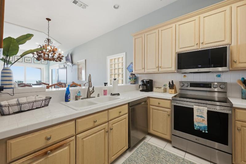 Incredible Views From Oceanfront 3 Bedroom Townhouse Townhouse - image 42