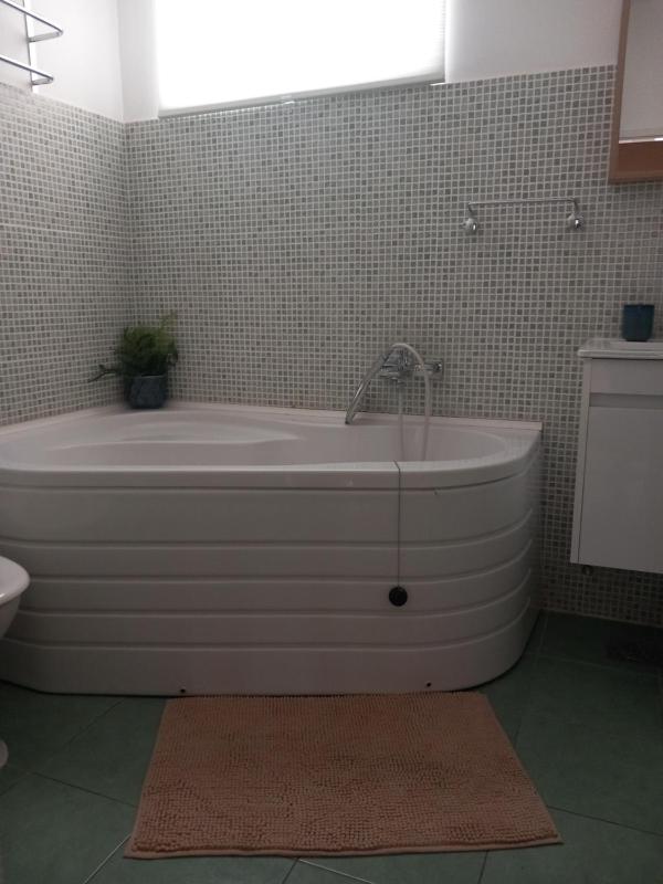 Apartment Đana - image 10