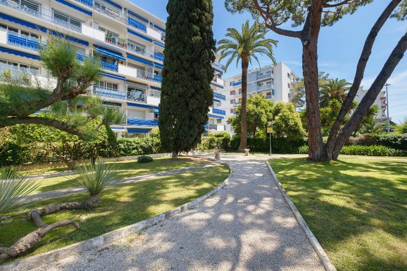 Le Kennedy Bord de Mer - image 12