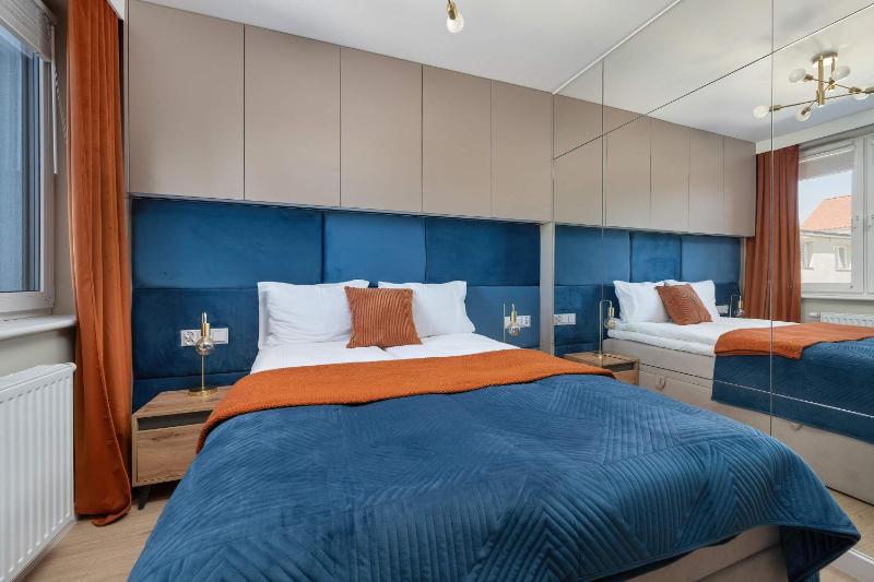Family Apartment with Balcony Air Conditioning and Parking by Renters Prestige - image 15