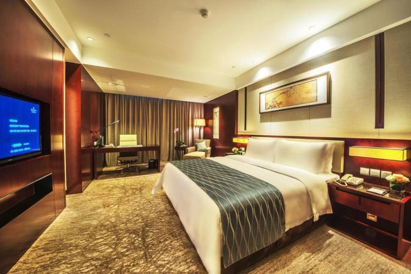 Chongqing River Hotel - image 2