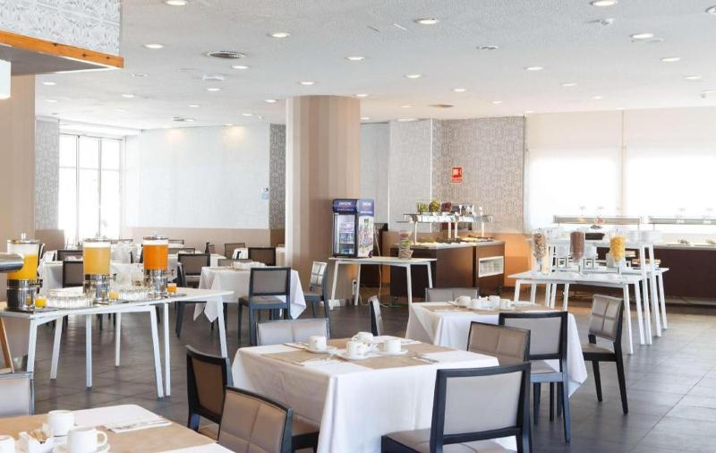Expo Hotel Valencia - image 6